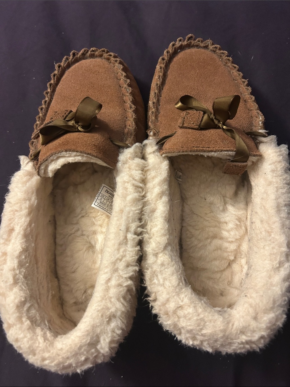 Women’s Bearpaw moccasins 9